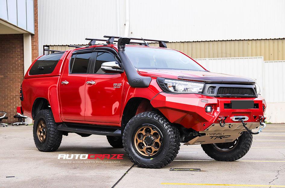 TOYOTA HILUX N80 4WD DIRTY HARRY MATTE BRONZE BLACK LIP 